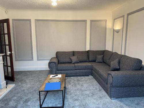 Largee 5 Bed House, Sleeps 10 Near NEC, BHX, HS2, Birmingham (fotografie 9)