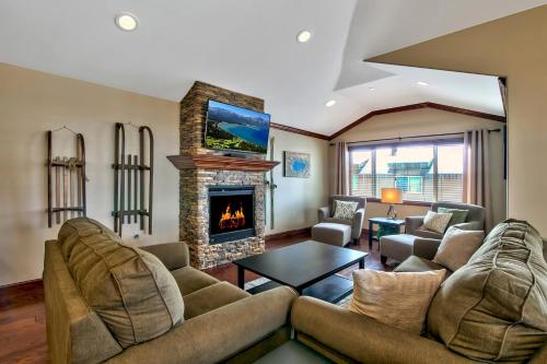 Conifer Chalet - South Lake Tahoe