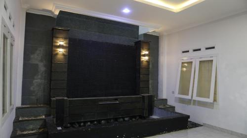 Mutiara Guest House Syariah in Banuhampu