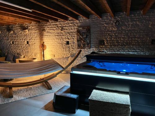 Maison de 4 chambres avec jacuzzi jardin clos et wifi a Niort - Location saisonnière - Niort