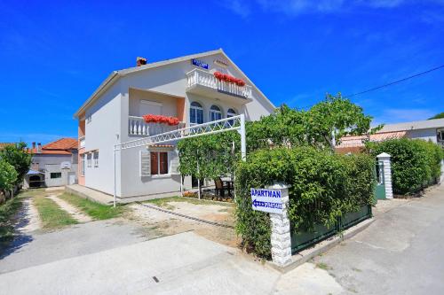 Guest House Barba - Accommodation - Bibinje