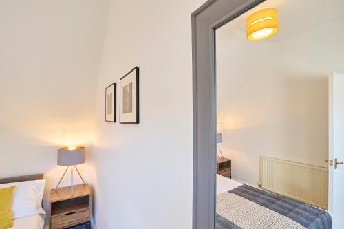 King's Corner - Townhouse in the Heart of the City - image 13