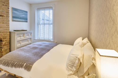 Sail Away - 2 bed apartment near the seaside - image 14