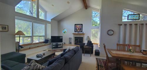 1965 Benson, Cambria (foto 7)