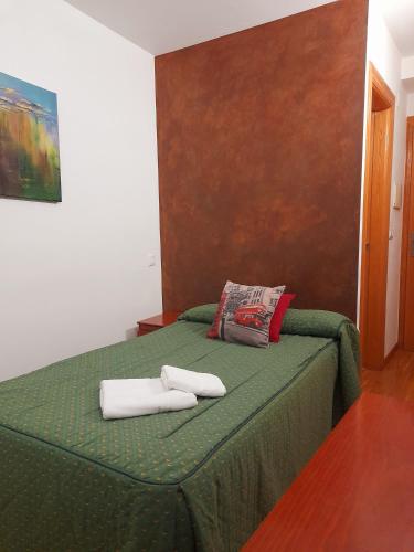 1 twin bed
