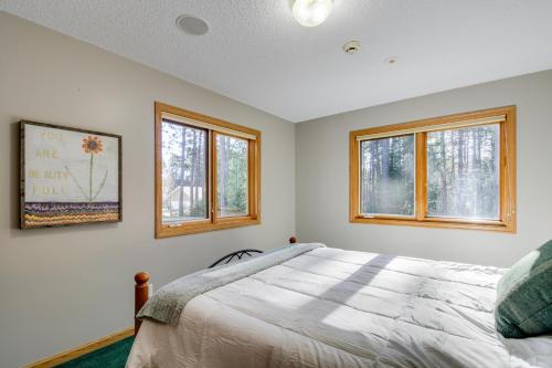 Peaceful Hibbing Getaway Heated Floors, Fire Pit!