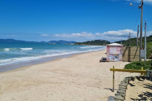 Casa de praia ampla e confortável em Governador Celso Ramos