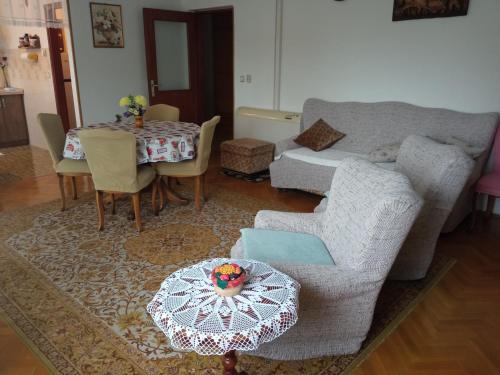 Two-Bedroom Apartment with Balcony image 10