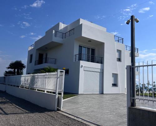 Villa Esmi Durres