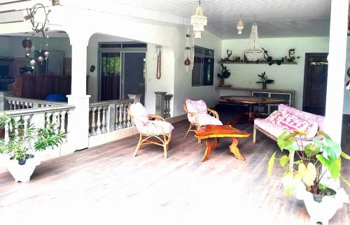 Létesítmények, CHEZ VAIANA in Huahine - Iti