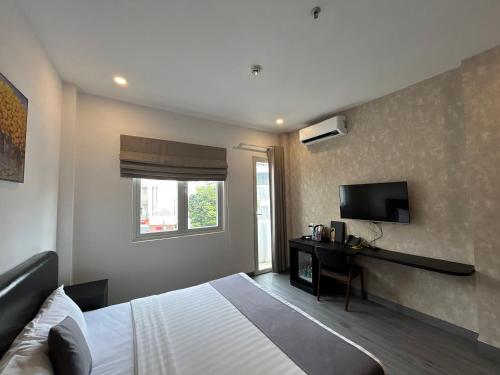 room detail thumbnail 1