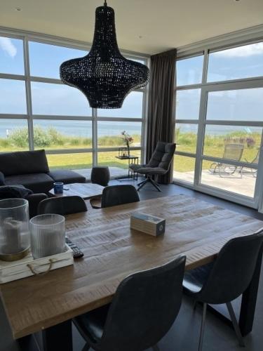 Enkhuizer Strand Chalet Seestern Erste Reihe Hausnr 230 in Boerenhoek Molenweg Burgwal