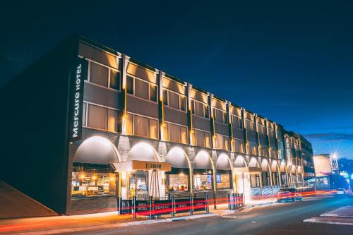 A szálláshely kívülről, Mercure Launceston near Aurora Stadion