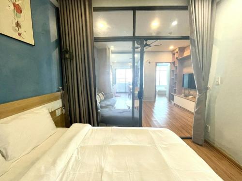 Apartment with Sea View image 6