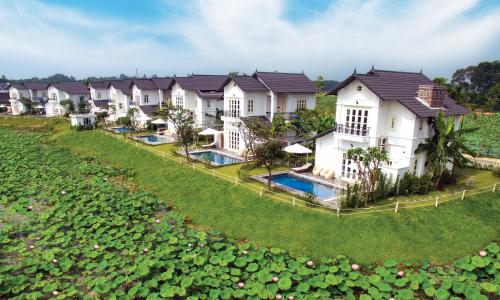 . Vườn Vua Resort & Spa -by Bay Luxury