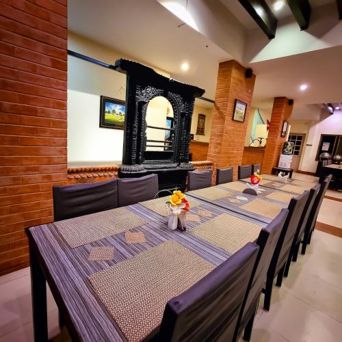 Restaurant, Hotel Ananda Inn in Lumbini