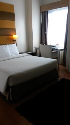 One Pacific Place Serviced Residences, Manille (photo 5)
