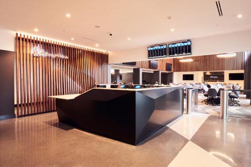 Lobby, Champions Club and Hotel Houston Westchase in Westchase