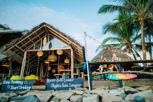 Backpack Beach Hostel & Reggae Bar in Galė
