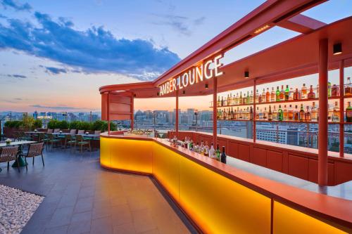 Highly-rated bar
