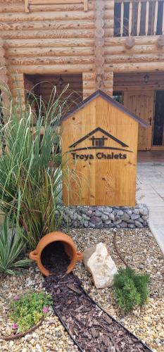 Troya Chalets