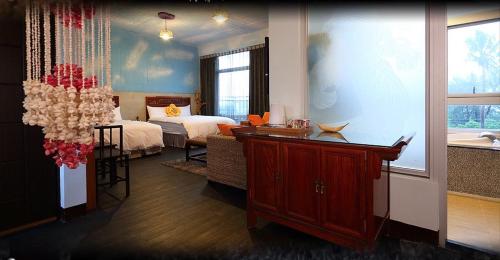 Taroko Manbo Beach Homestay (Wu Yue Pavilion)