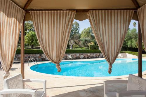  Villa 6 camere e 6 bagni con piscina privata m880 in Galatina