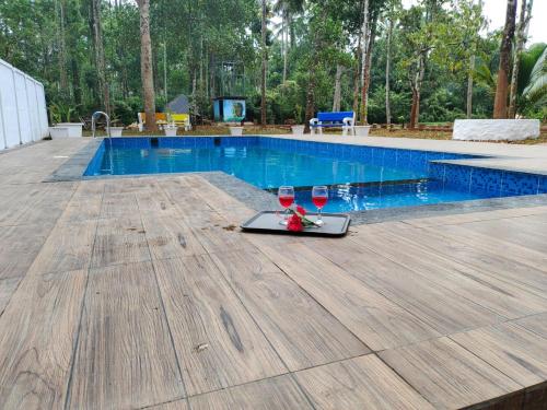 Zwembad, Paddyfield Inn in Kattikkulam