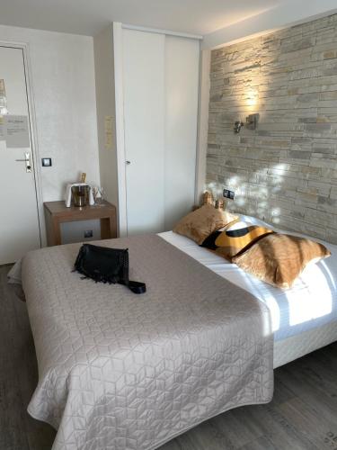 1 double bed