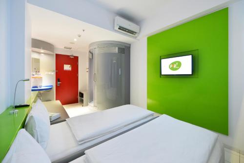Bathroom, POP! Hotel Tanjung Karang in Bandar Lampung