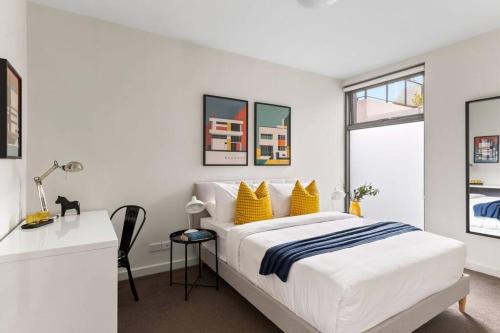 South Yarra Tranquil 2BR Abode