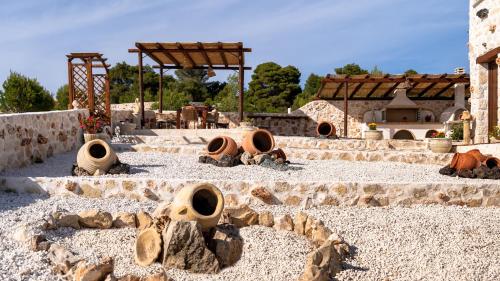 Zante Hidden Hills Zante Hidden Hills