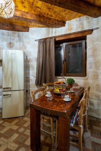 Zante Hidden Hills Zante Hidden Hills