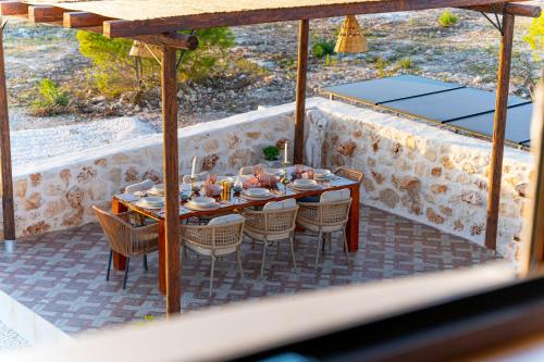 Zante Hidden Hills Zante Hidden Hills