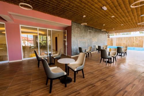 The Hut Restaurant & Boutique Hotel  in Kigali