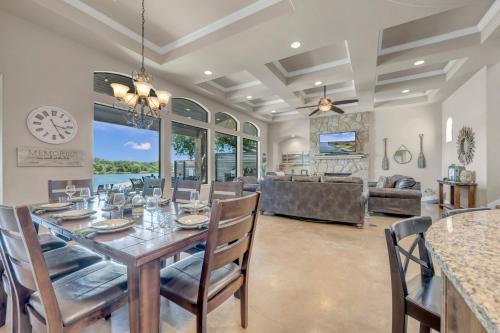 119 Christopher Concierge Services Available in Kingsland (TX)