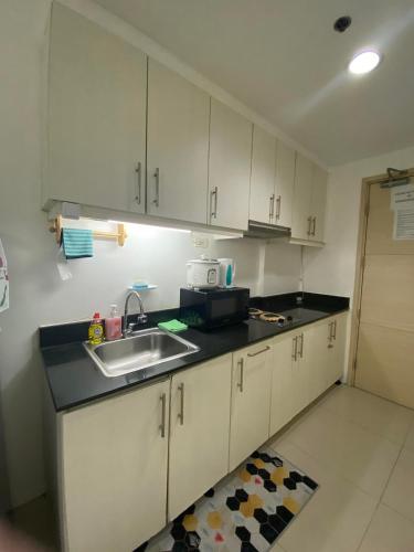 Kitchen, Sea Residences MOA Pasay City - Ruffa's Condotel near SM Mall of Asia