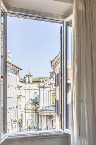 MyNavona, Rom
