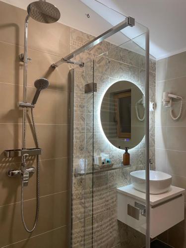 Bathroom, Kenguru Panzio es Csarda in Hodmezovasarhely