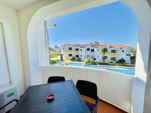 Lavanda - 2 Bedrooms - 3 Level Pool - Garden - Beach 1km in Sesmarias
