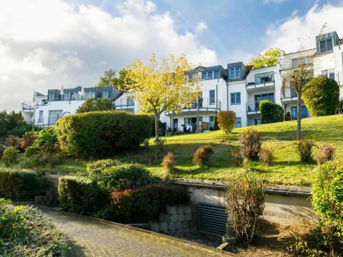 Apartment Bellevue-2 by Interhome