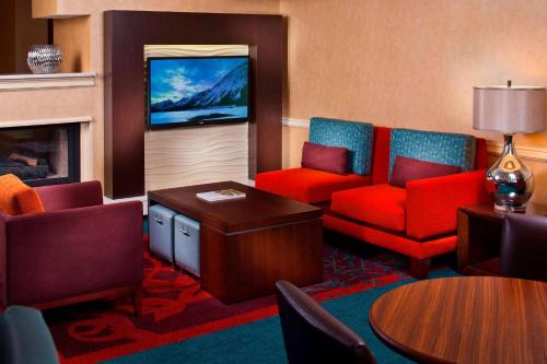 Sonesta ES Suites Birmingham Homewood - image 6