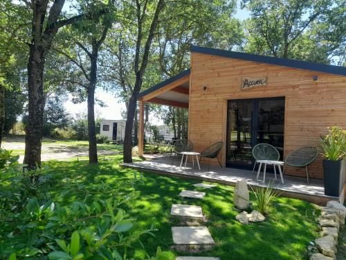 Camping La Capelle - Camping - Saint-Martin-Lalande