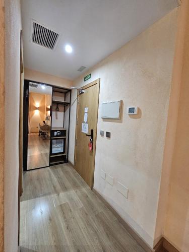 Boutique Puerta Real - image 4