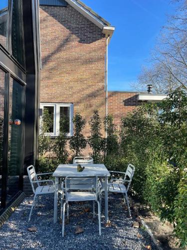 Lovely private cottage near Amsterdam