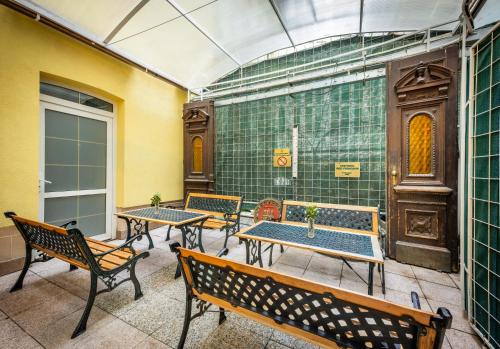 Food and beverages, Hotel Golden City in Prague 03