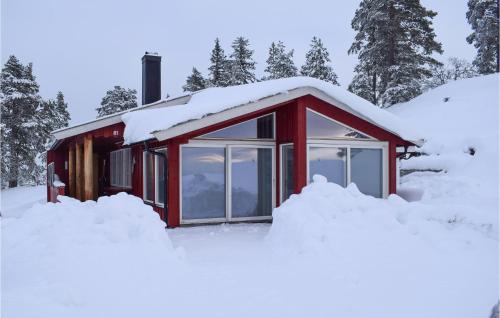 . Cozy Home In Noresund With Kitchen