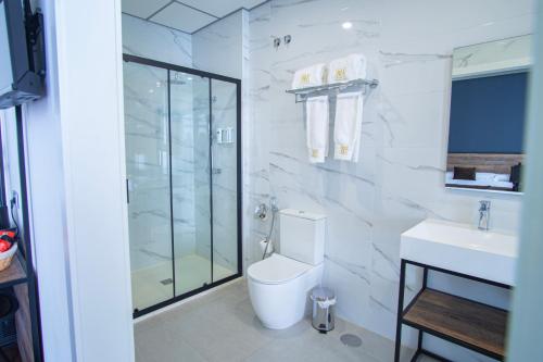 Executive Double Room image 10