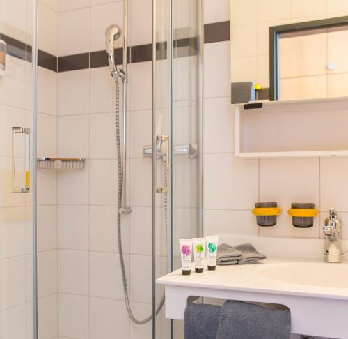 Smart-HOTEL MINUSIO, a Swiss Quality Hotel Smart-HOTEL MINUSIO, a Swiss Quality Hotel