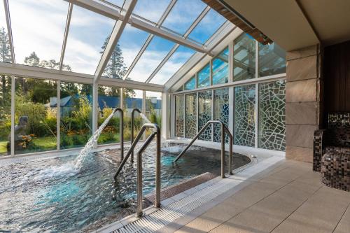 Spa, Lough Eske Castle in Donegal